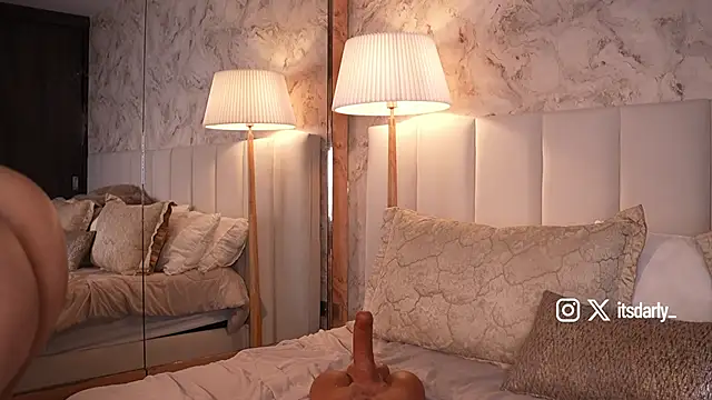 itsdarlyのウェブカメラショー