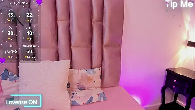 XXX chat uživo modela NikyBrookss