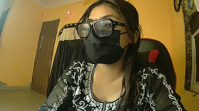 Онлайн чат XXX callmeshreya