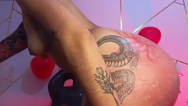 โชว์เว็บแคมของ Hollyxx_