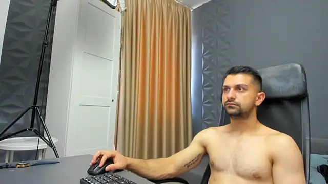 BryceReign 在線直播表演