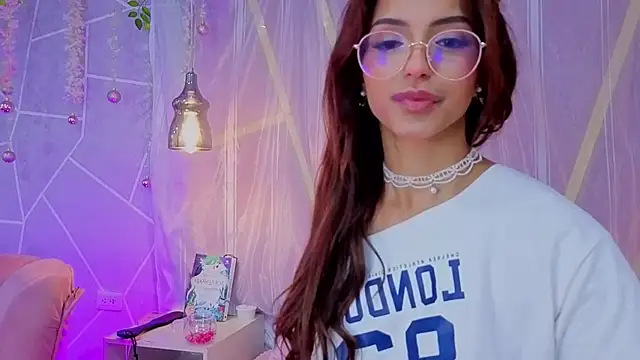 Chat XXX en directo de EmmyCortez