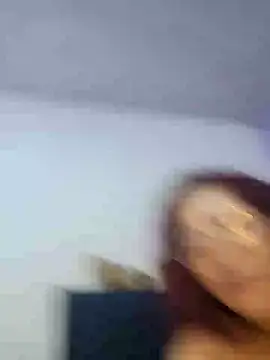 Chat XXX en directo de Scarlet_curly8a