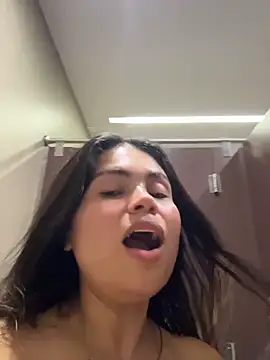 melanny10's Webcam Show