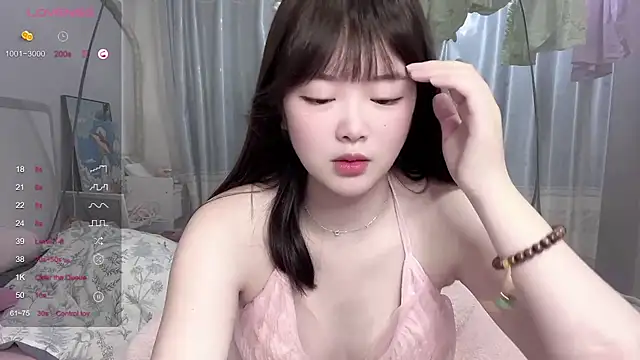 Chatroom XXX en direct de tender-11