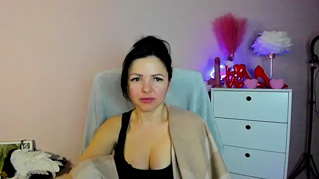 Chat +18 de Mollybloom40 ao vivo