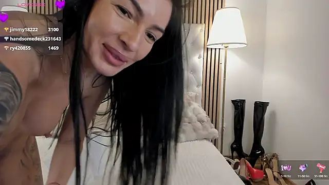 XXX chat uživo modela dariadoll
