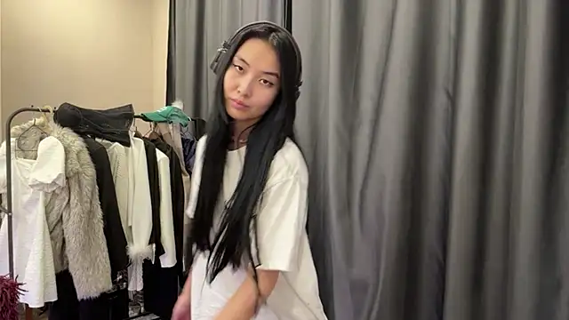 XXX chat uživo modela SinaGervasi