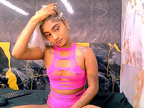 indian_barbie 现场XXX聊天