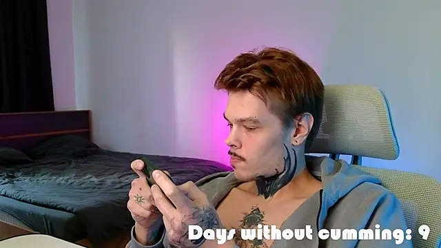 DENIS_HERE Adlı Modelin Canlı XXX Sohbeti