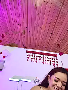 keila_j's Live XXX Chat