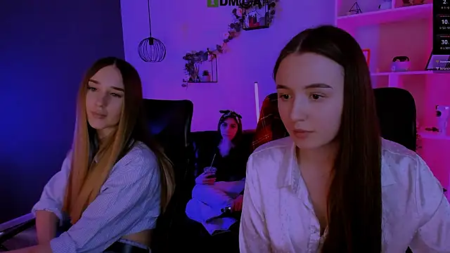 mila_firee's Live XXX Chat