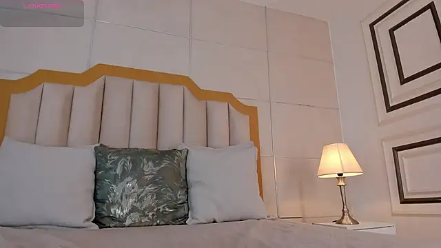 Онлайн чат XXX Crystal_Rose__