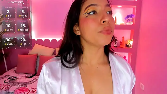 Chat +18 de Holy_Lux ao vivo