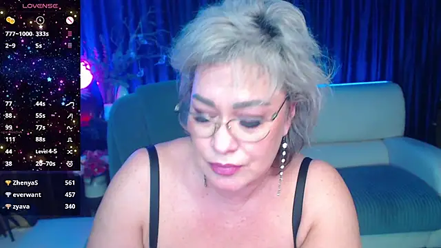 Ellen_Ripley Chat XXX live