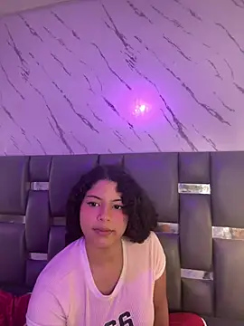 PittAndLunaa's Live XXX Chat