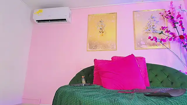 blaisysmith Adlı Modelin Canlı XXX Sohbeti