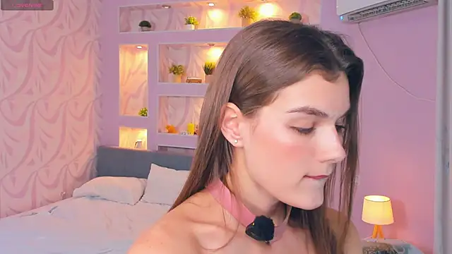 FloraDobb's Live XXX Chat