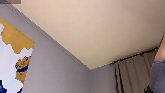 Oliiviaaa's Live XXX Chat