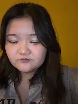 Lilit_Akato's Live XXX Chat