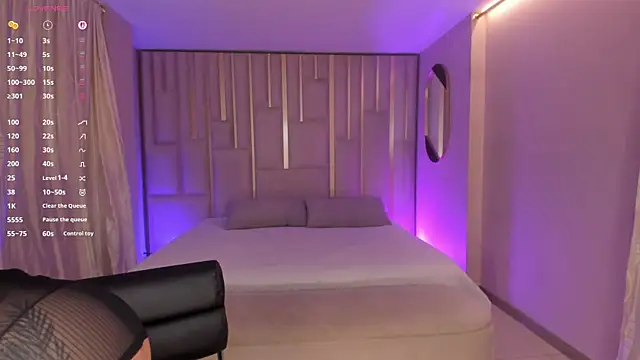 LizzHamilton__'s Live XXX Chat