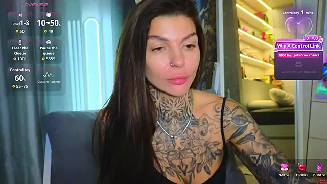 Pokazy przed kamerką – tattooedBabyy