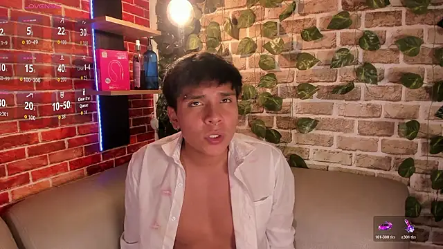 Thiago_Kozak's Live XXX Chat