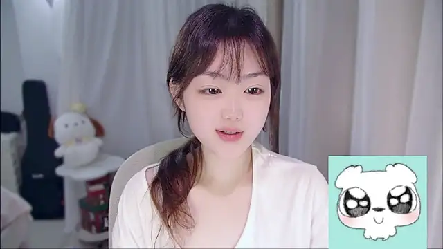 YUANYUAN-A Chat XXX live