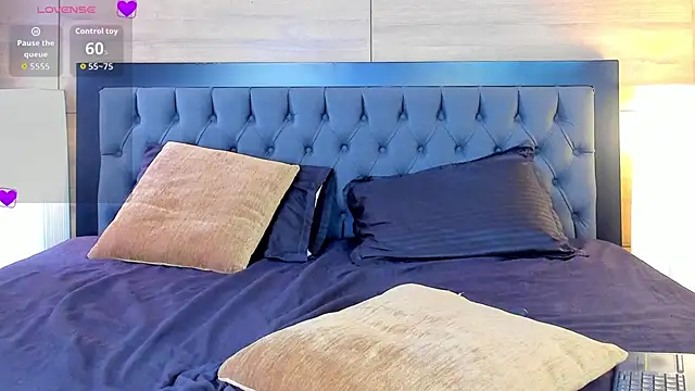 Roseaurora: απευθείας συνομιλία ΧΧΧ