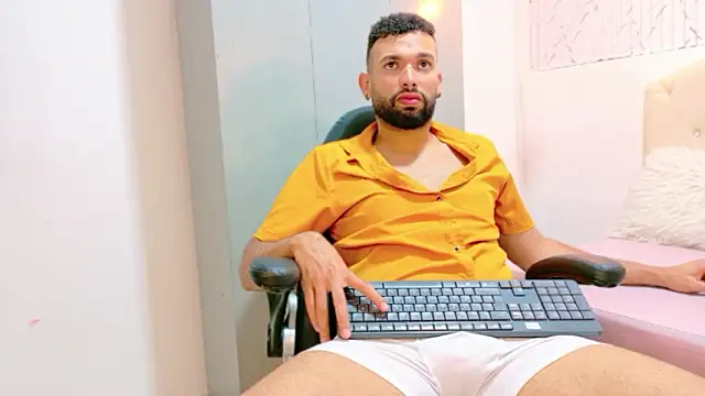 Show Webcam de onlymen2025