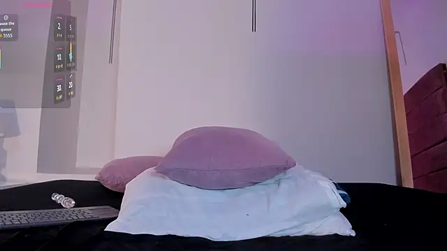 LittleVaale: απευθείας συνομιλία ΧΧΧ