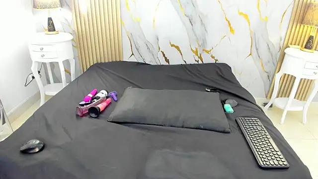 AprillRoss Chat XXX live