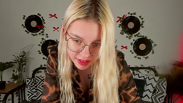 Czat XXX na żywo – TiffanyPeachi