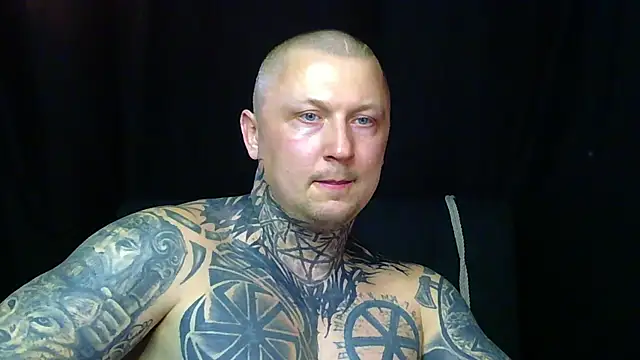 Chatroom XXX en direct de devilWithTats