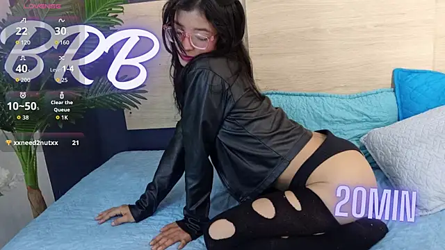 Em1ly_jones' Live XXX Chat