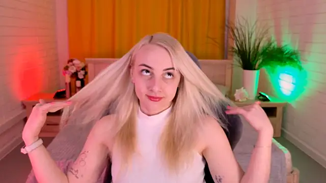 CarolMoor's Live XXX Chat