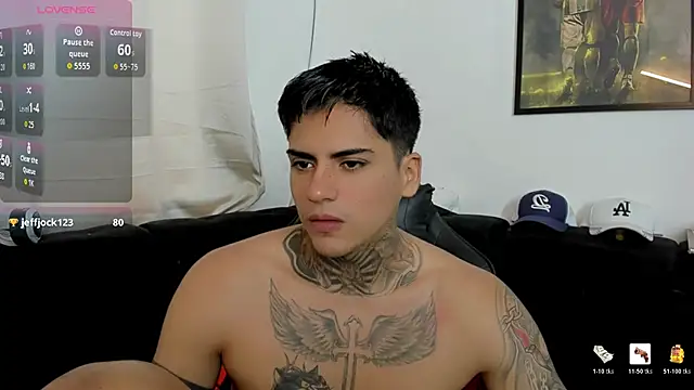 sweetlatinoboy's Live XXX Chat