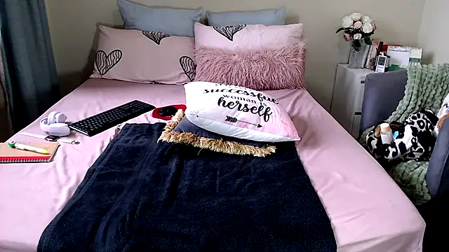 Chat +18 de FitSelina66 ao vivo