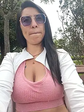 Chatroom XXX en direct de VALERY-03_