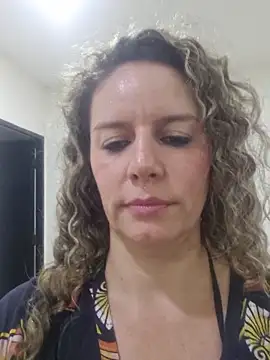 Chat XXX en directo de Nina_vallon