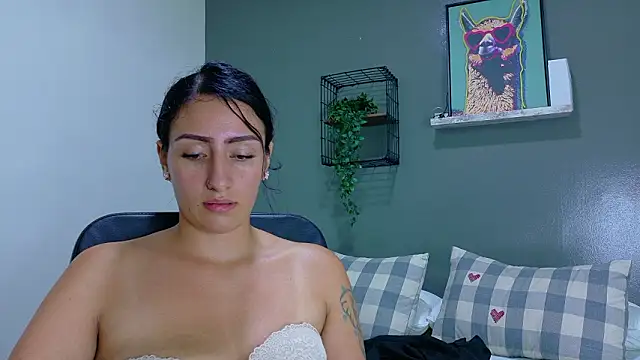 AmmyRouse__のライブXXXチャット