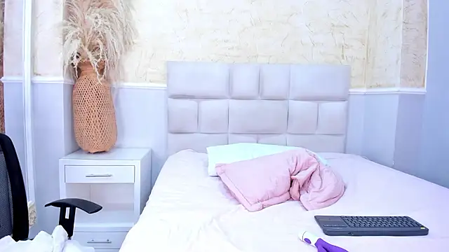 Show modela Angelicamayson na web-kameri