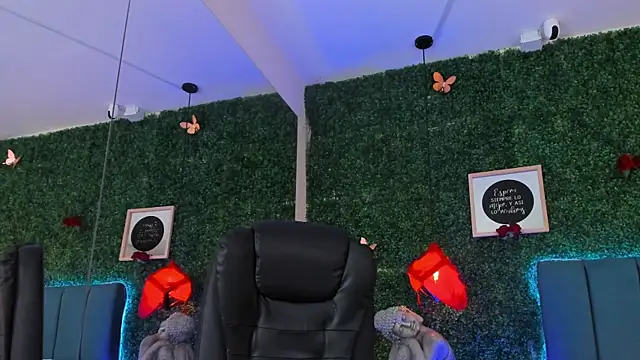 Linagh_'s Live XXX Chat