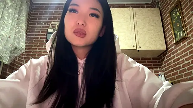 Czat XXX na żywo – EmmaLeexth