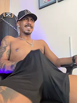 Latinmoster_boss 现场XXX聊天