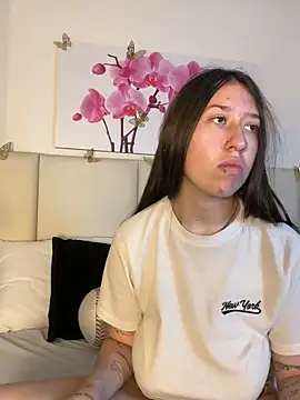 AmberVegaa Show in webcam