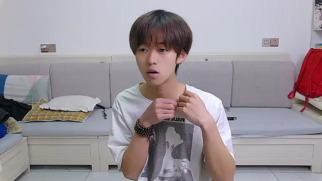 buding-001 在線直播表演