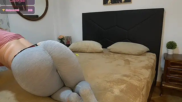 adellle 即時 XXX 聊天