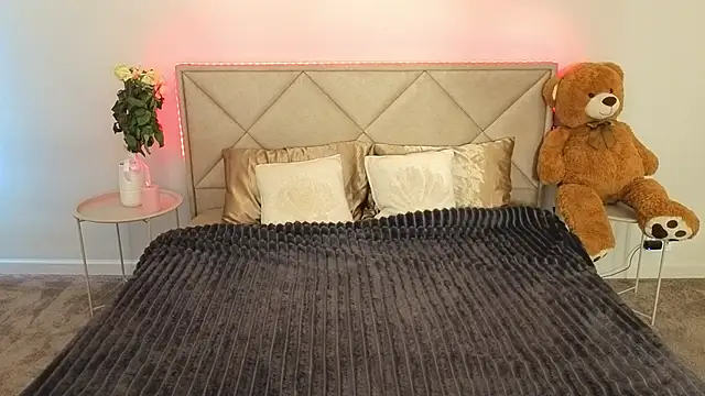 Chat XXX en directo de MagicPeachh_