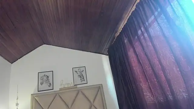 MonyCassius Live XXX-chat